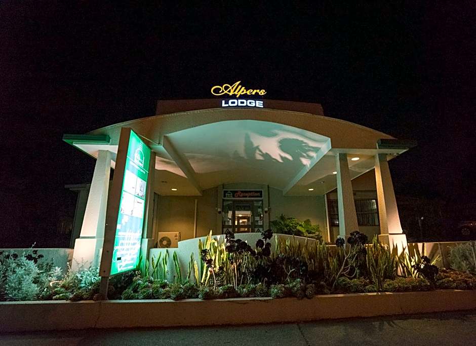 Alpers Lodge & Conference Centre