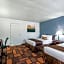 Days Inn & Suites by Wyndham Lodi