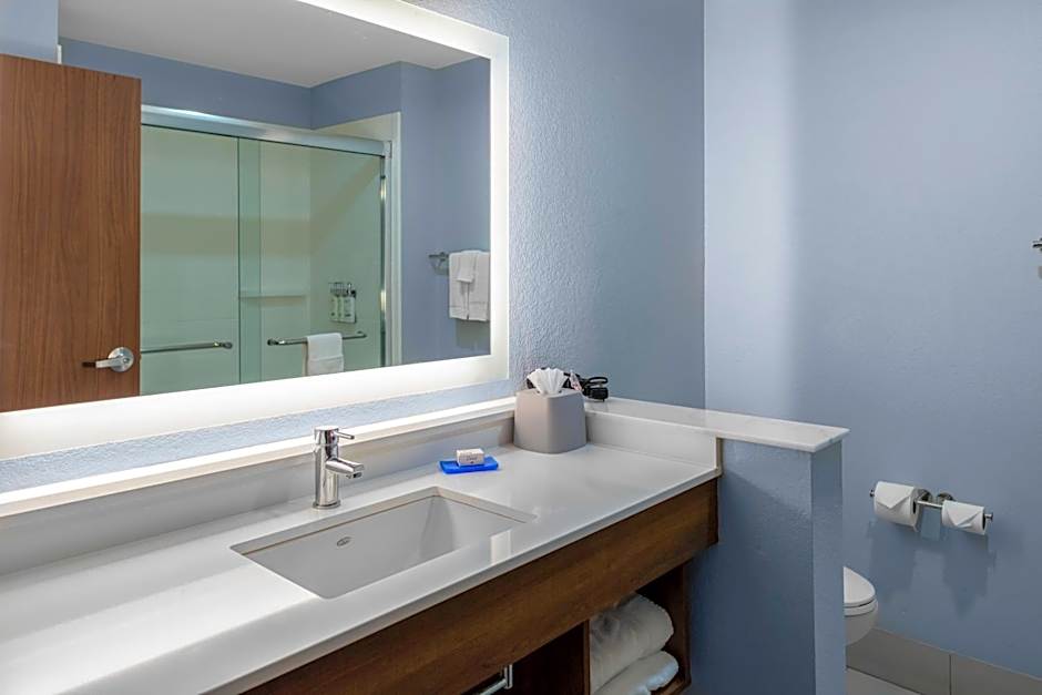 Holiday Inn Express And Suites Leander By IHG