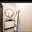 Breda Apartment w Kitchen & Private Bathroom 2p