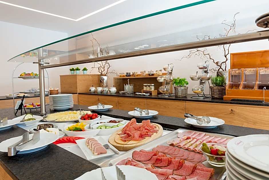 Garten - Hotel Sallerhof