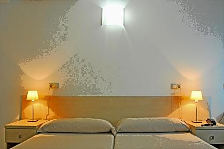 Residencia Universitaria Resa Sant Jordi