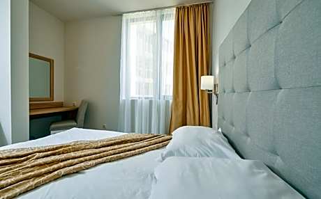 Studio (3 Adults + 1 Child) with Free Access to Aqua Park