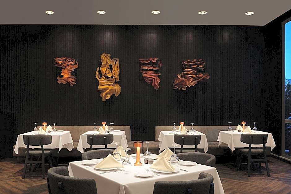 Delta Hotels by Marriott Istanbul Kagithane