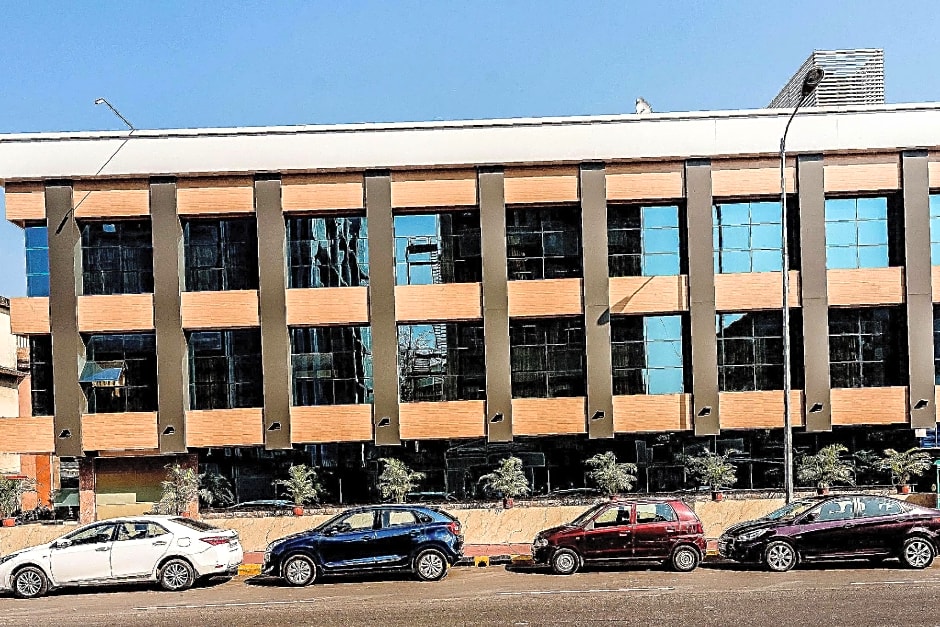 Capital O Hotel Konar Inn