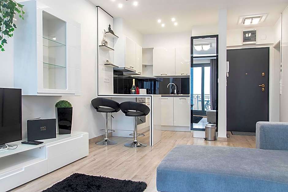 Chill 'N' Joy Boutique suites