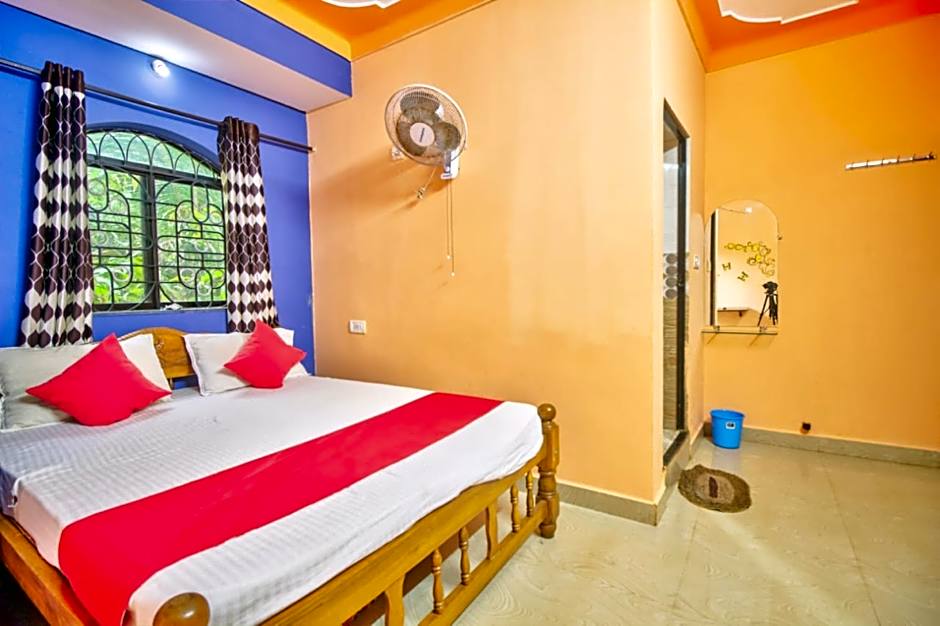 Dorris Beach Resort – Calangute, KY