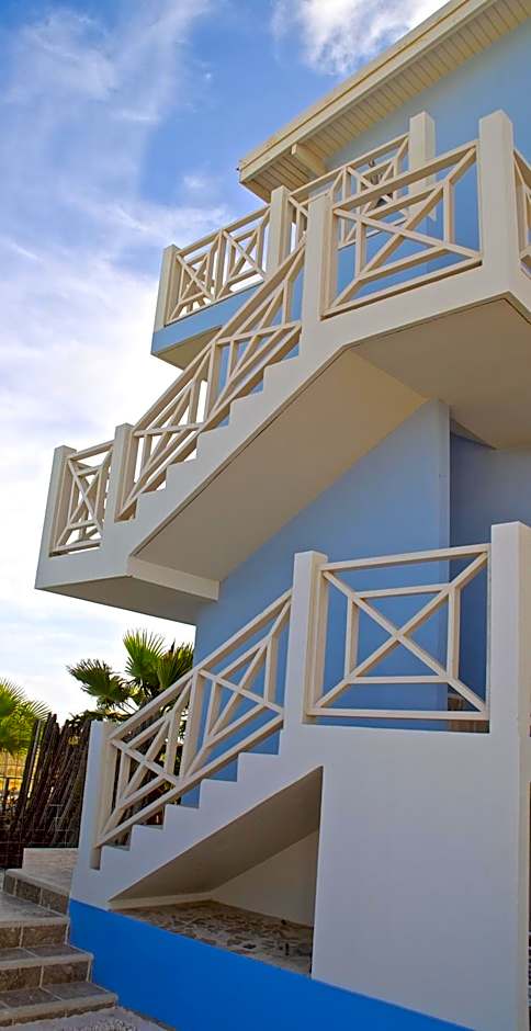 Ocean Breeze Boutique Hotel & Marina