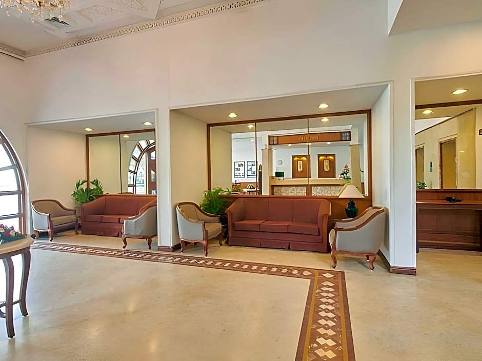 Hotel Abad Plaza