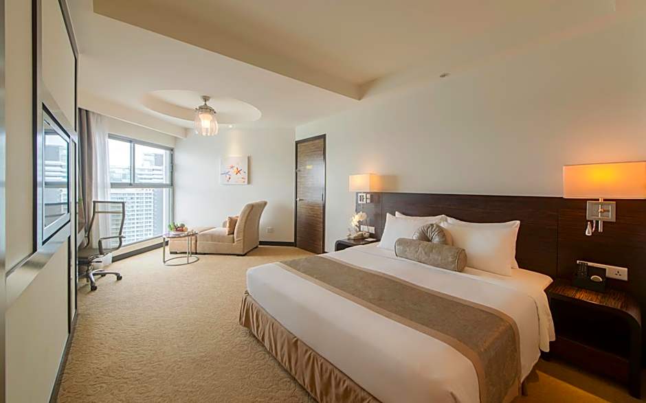 Photo 1 of 1 of Club Suite