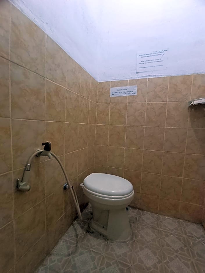 SPOT ON 92498 Fanni Homestay