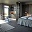 Black Beach Suites