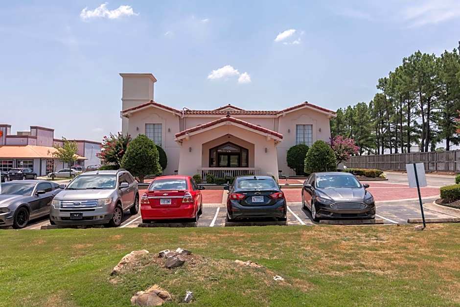 Motel 6-North Little Rock, AR - McCain