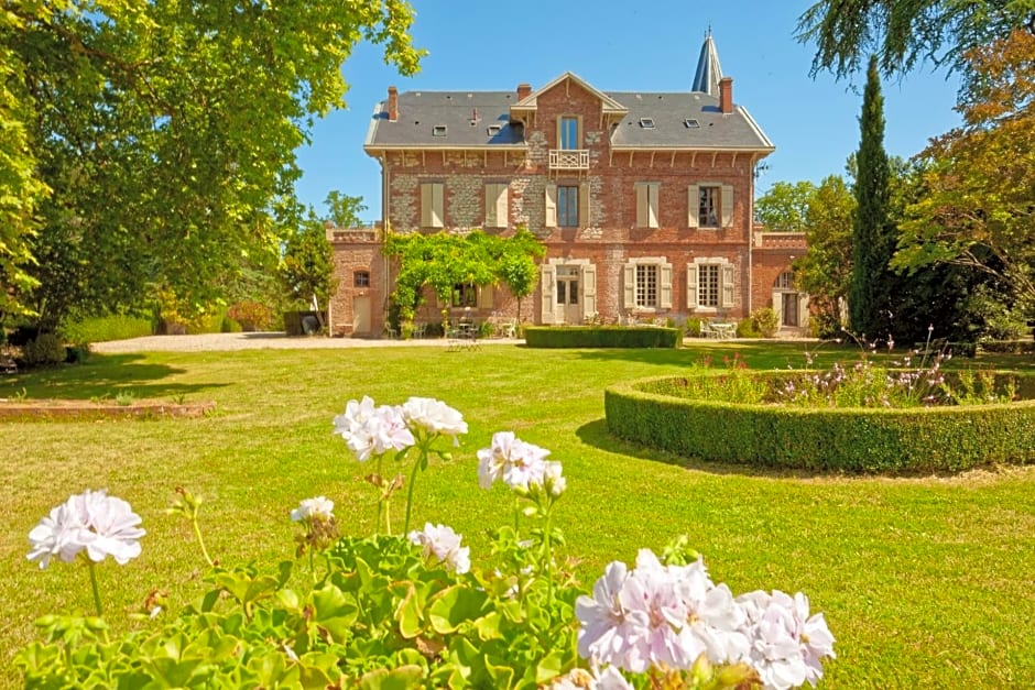 Domaine du Buc, Le Château