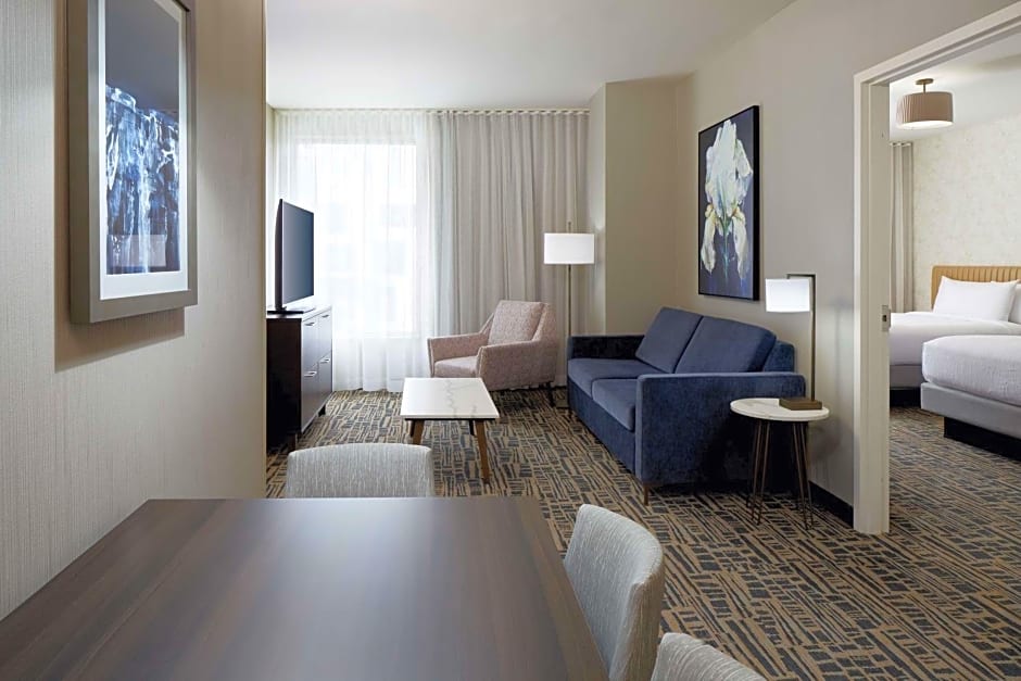 Homewood Suites By Hilton Montreal Midtown