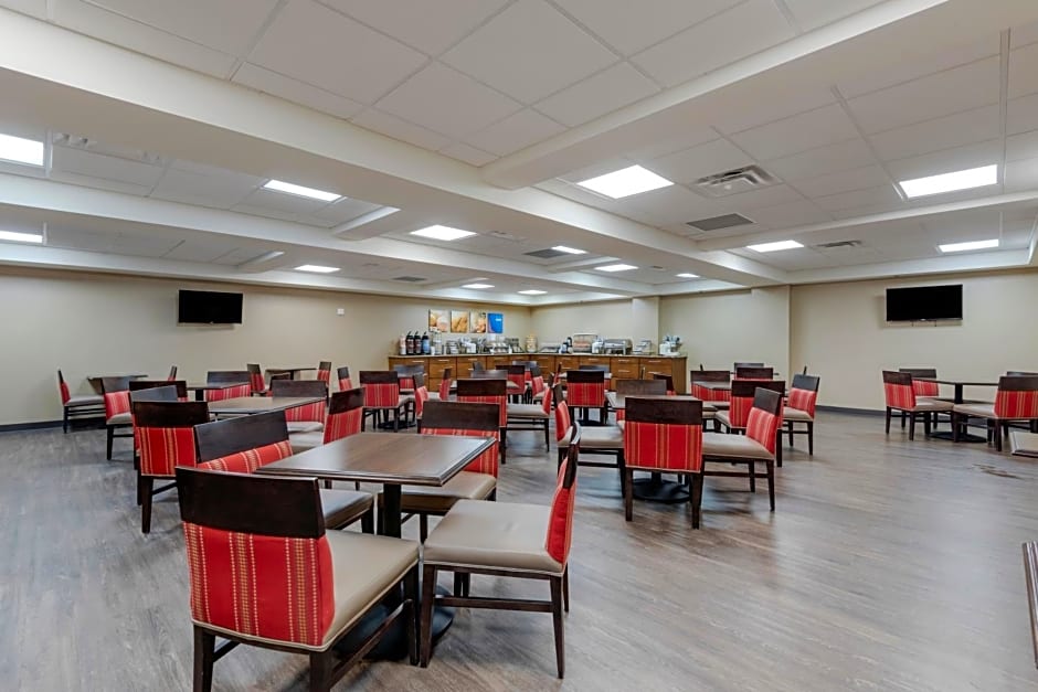 Comfort Inn The Pointe