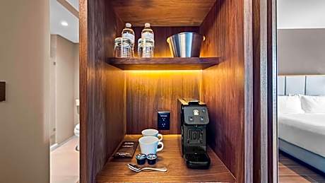 Junior King Suite with Seating Area