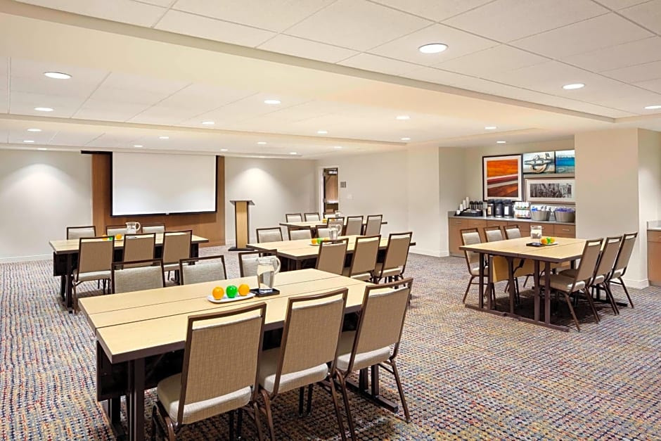 Courtyard by Marriott Portland Downtown/Waterfront