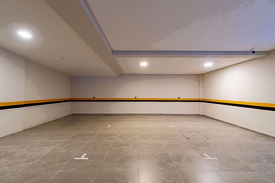 AION suítes 103 - Compacto e luxuoso Loft - Rooftop com piscina e academia - À poucos passos da praia