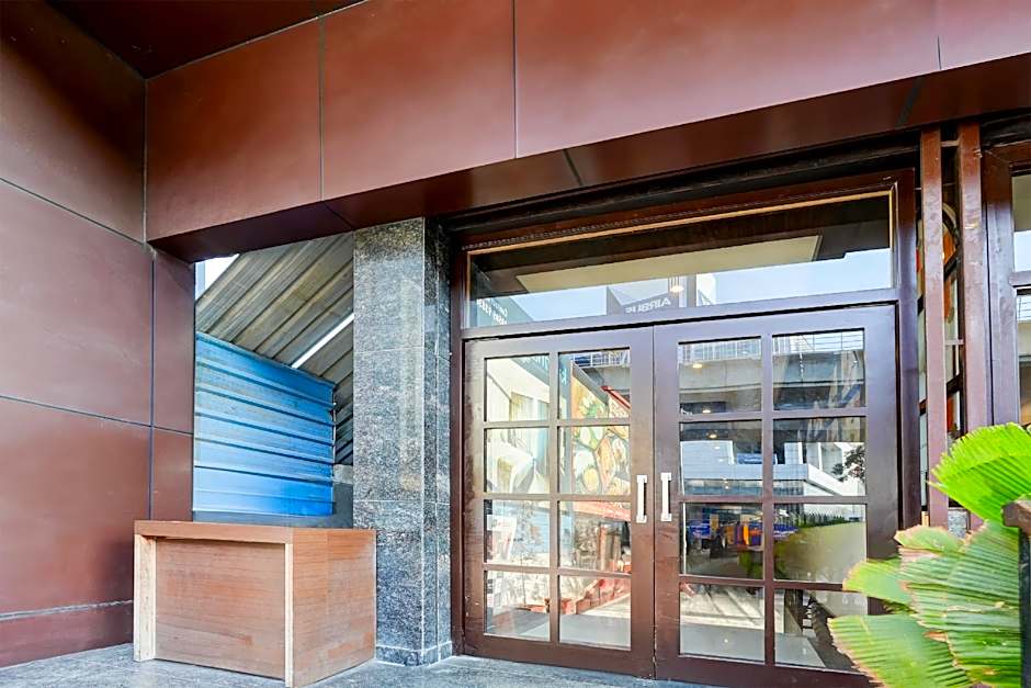 Super Townhouse Oak Mahadevapura Opposite Phoenix Mall