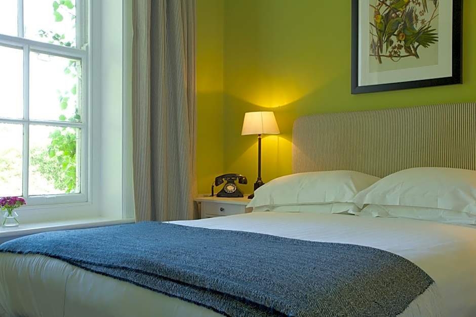 The Manor at Sway – Hotel, Restaurant and Gardens