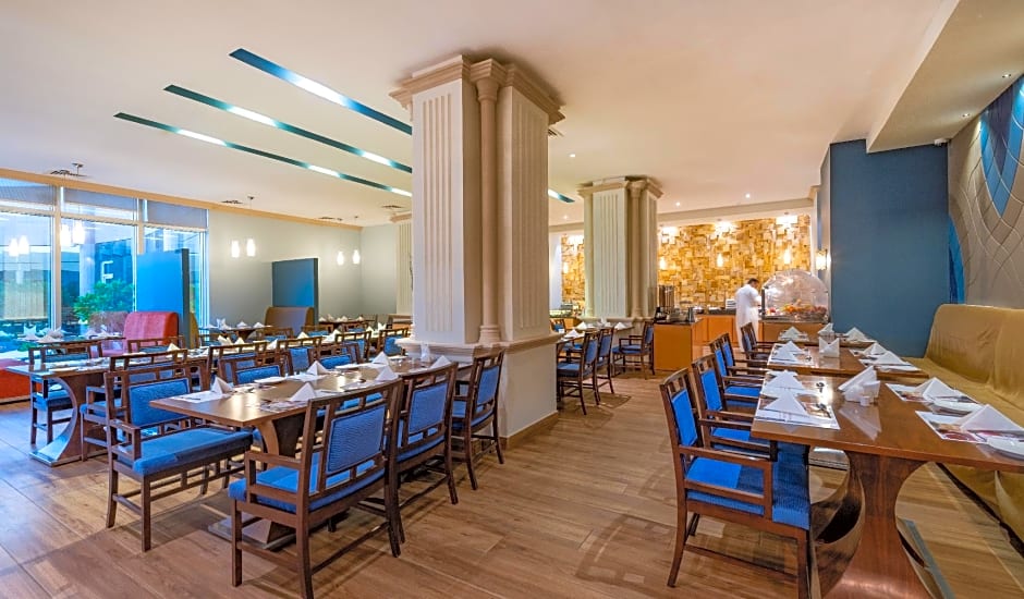 Ramada Al Qassim Hotel And Suites