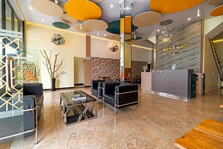 RedDoorz Plus near Ramayana Pematangsiantar