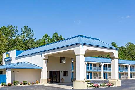 Days Inn by Wyndham Picayune