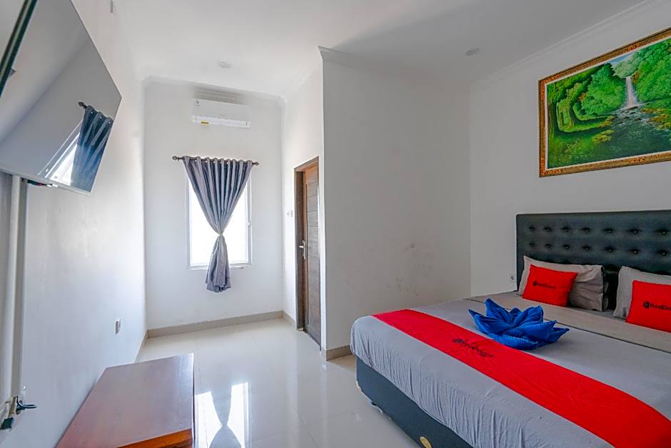 RedDoorz @ Uluwatu Suites