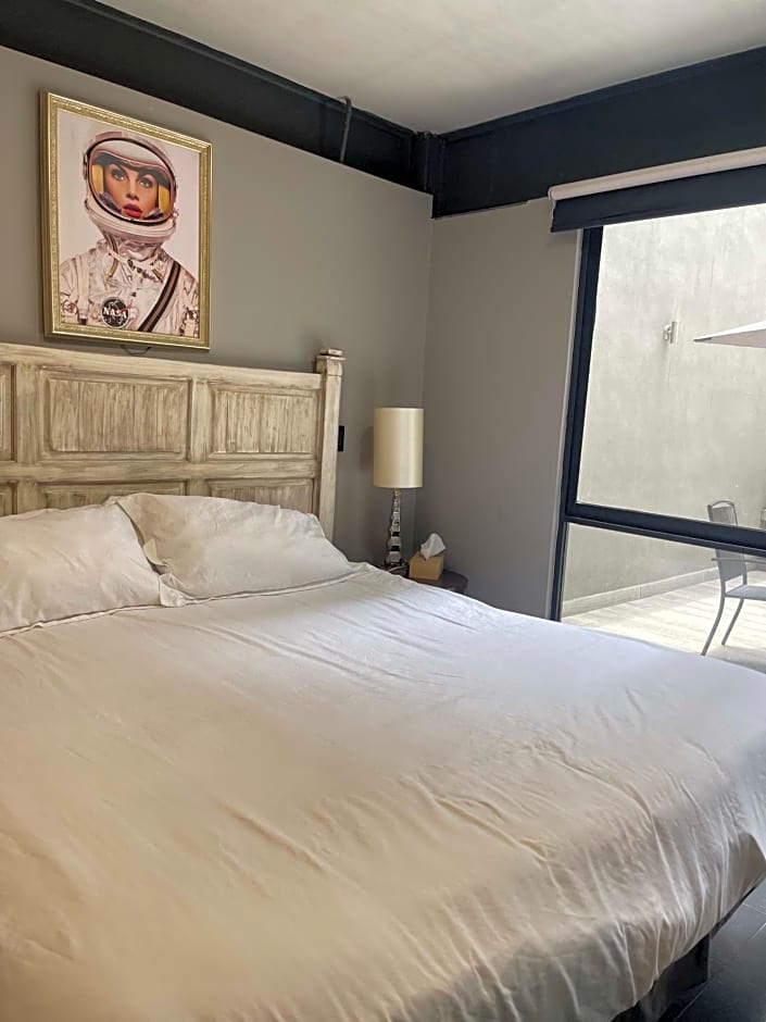TERRAZA a una cuadra del Angel, King size Bed