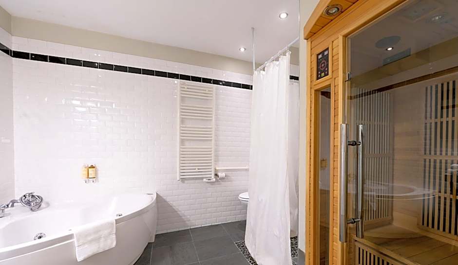 Helzear Montparnasse Suites