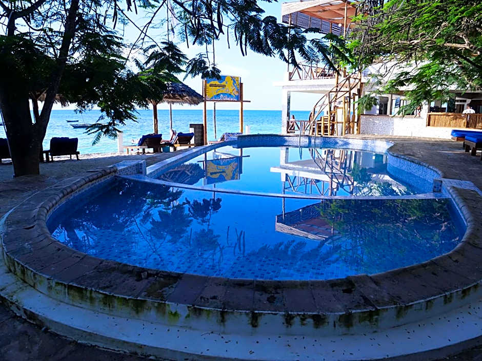 Double A Nungwi Beach Hotel