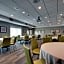 Holiday Inn Express & Suites AURORA - NAPERVILLE