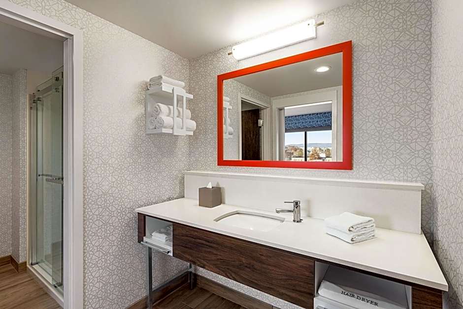 Hampton Inn By Hilton &amp; Suites Olean, NY