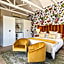 Ladybird Boutique Hotel at Kanonkop Operated by Touch Down Africa