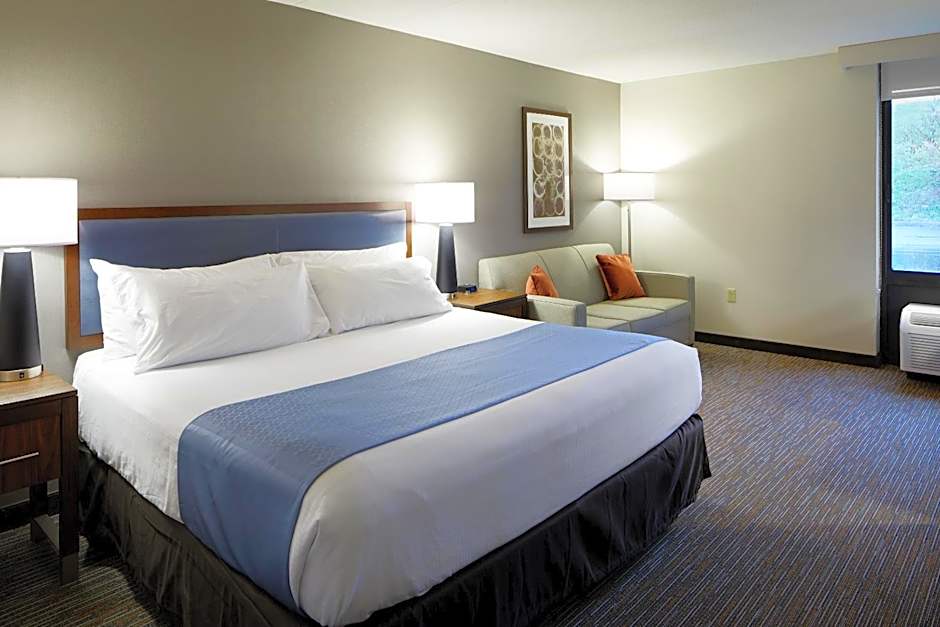 Wingate by Wyndham St. Clairsville/Wheeling