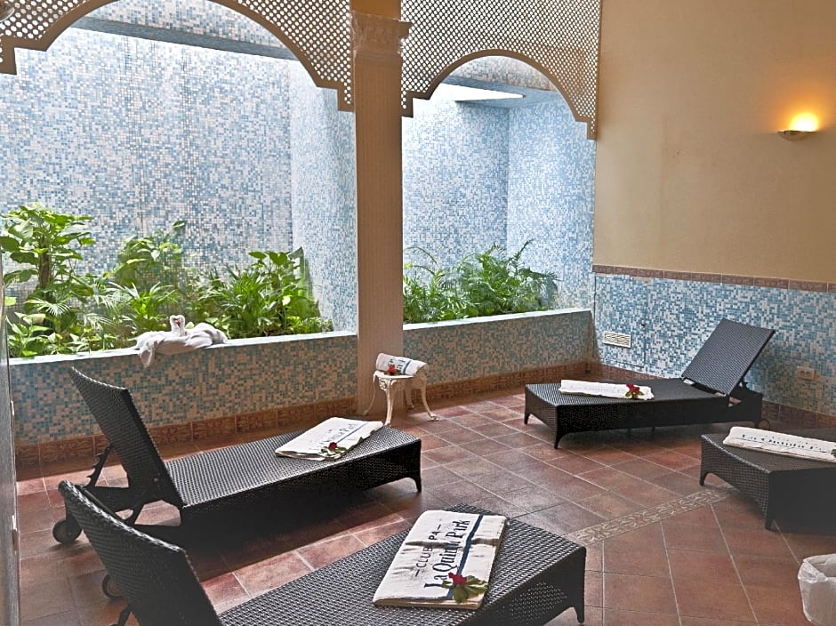 Hotel Spa La Quinta Park Suites