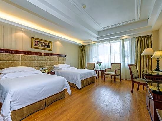 Vienna International Hotel Yangshuo West Street                                                 