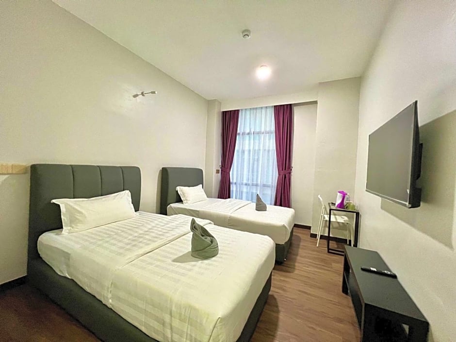 Capital O 90985 Margo Hotel KK