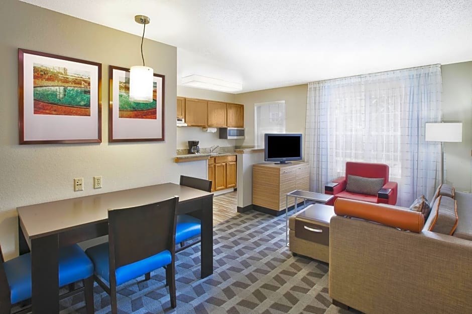 TownePlace Suites by Marriott Milwaukee Brookfield