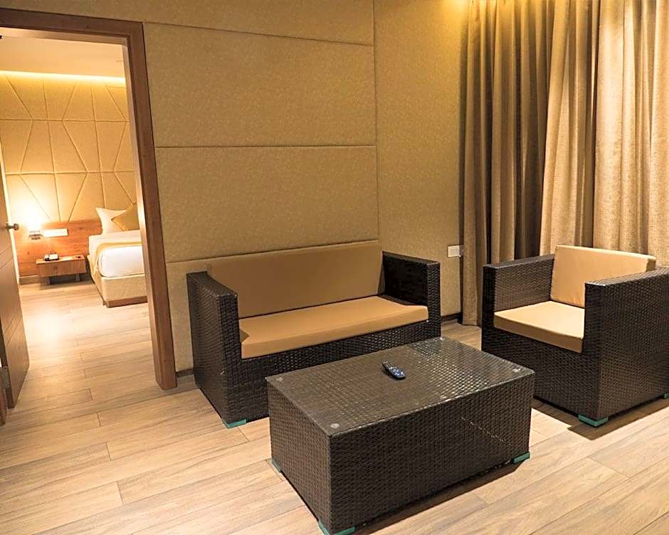 Cholaa Dynasty - A Bergamont Group of Hotels