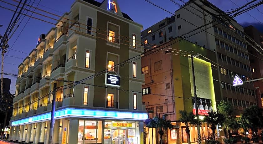 Okinawa Kariyushi Lch Izumizaki Kenchomae Hotel