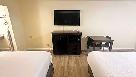 Two Queen Beds