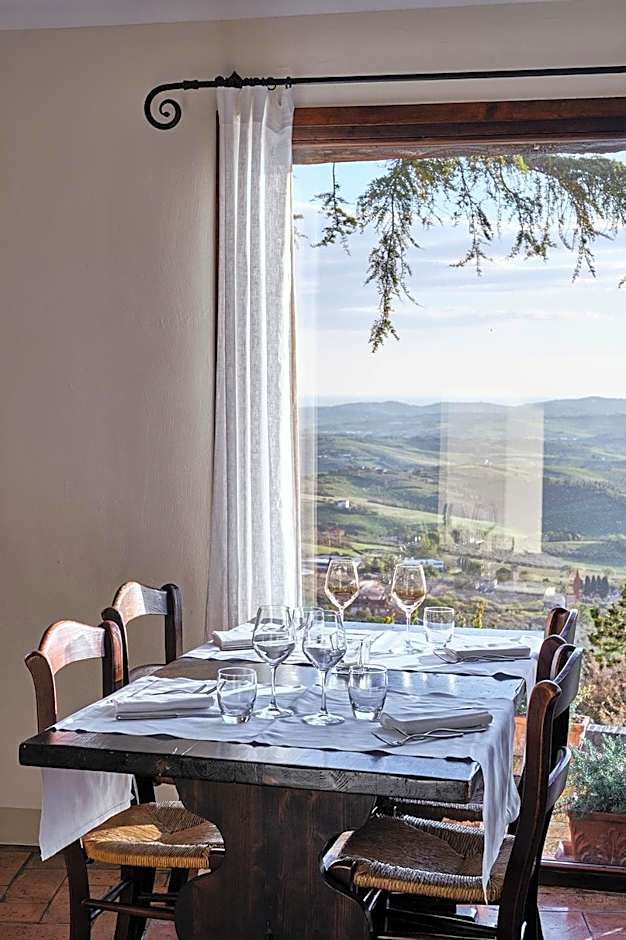 Palazzo Viviani - Castello di Montegridolfo