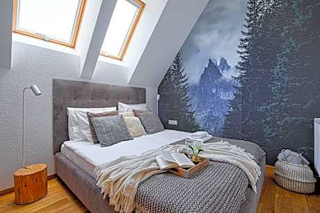 Apartment (4 Adults)