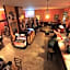 Sunflower Beach Backpacker Hostel & Bar