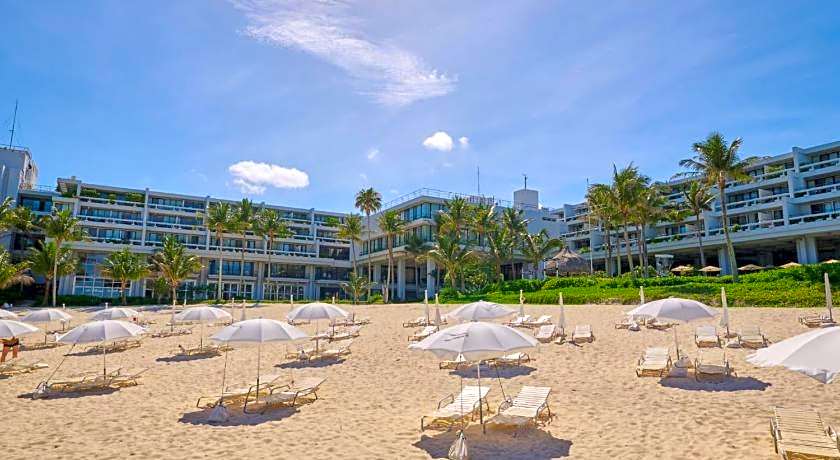 Palace In Moon Beach