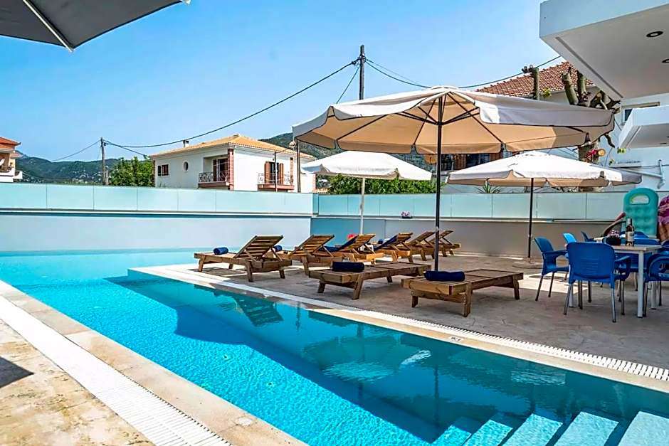 BLUE STAR APARTHOTEL