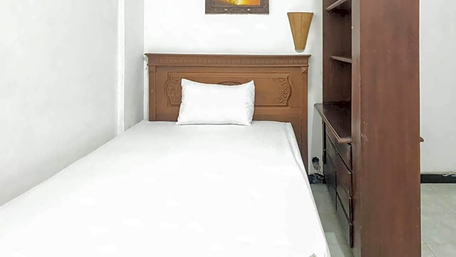 Castle Residence Syariah Redpartner – Surabaja, IL