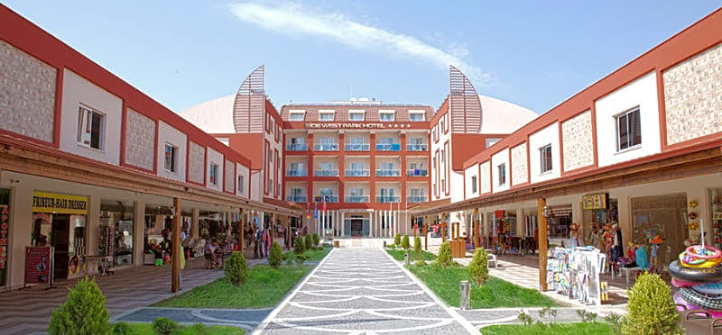 Side West Park Hotel